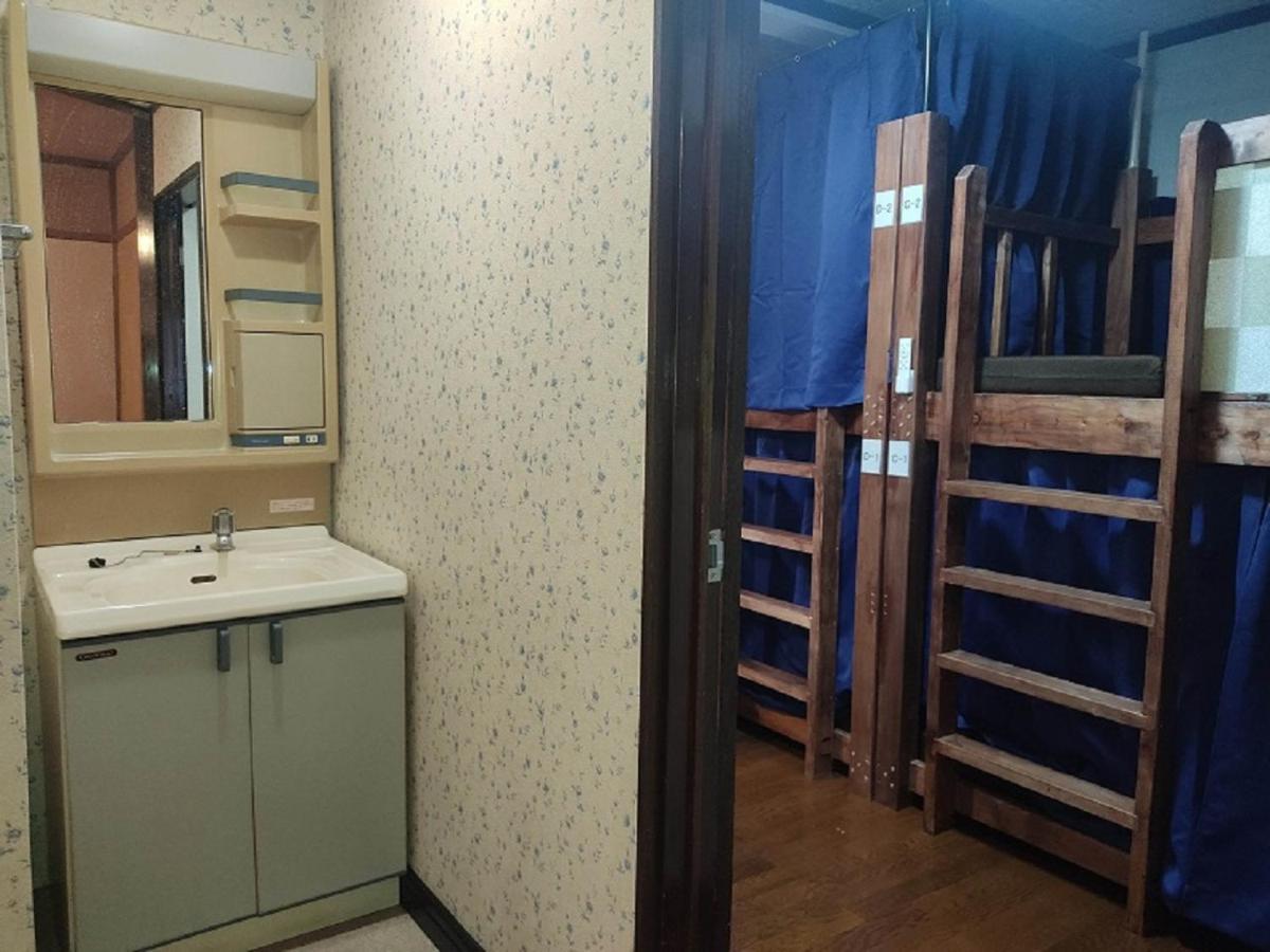 Guesthouse Kincha 駅東口 Utsunomiya Buitenkant foto